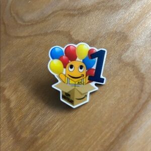 Amazon 1 yr Amaversary Peccy Pin